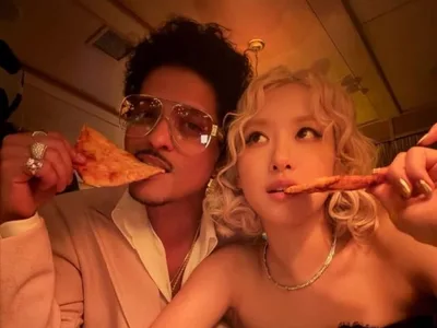 Rosé, Bruno Mars and Grammy after-party... “It was like a dream” while eating pizza